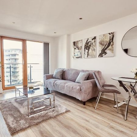Deluxe River Canal View & Free Secure Parking! Leeds  Bagian luar foto