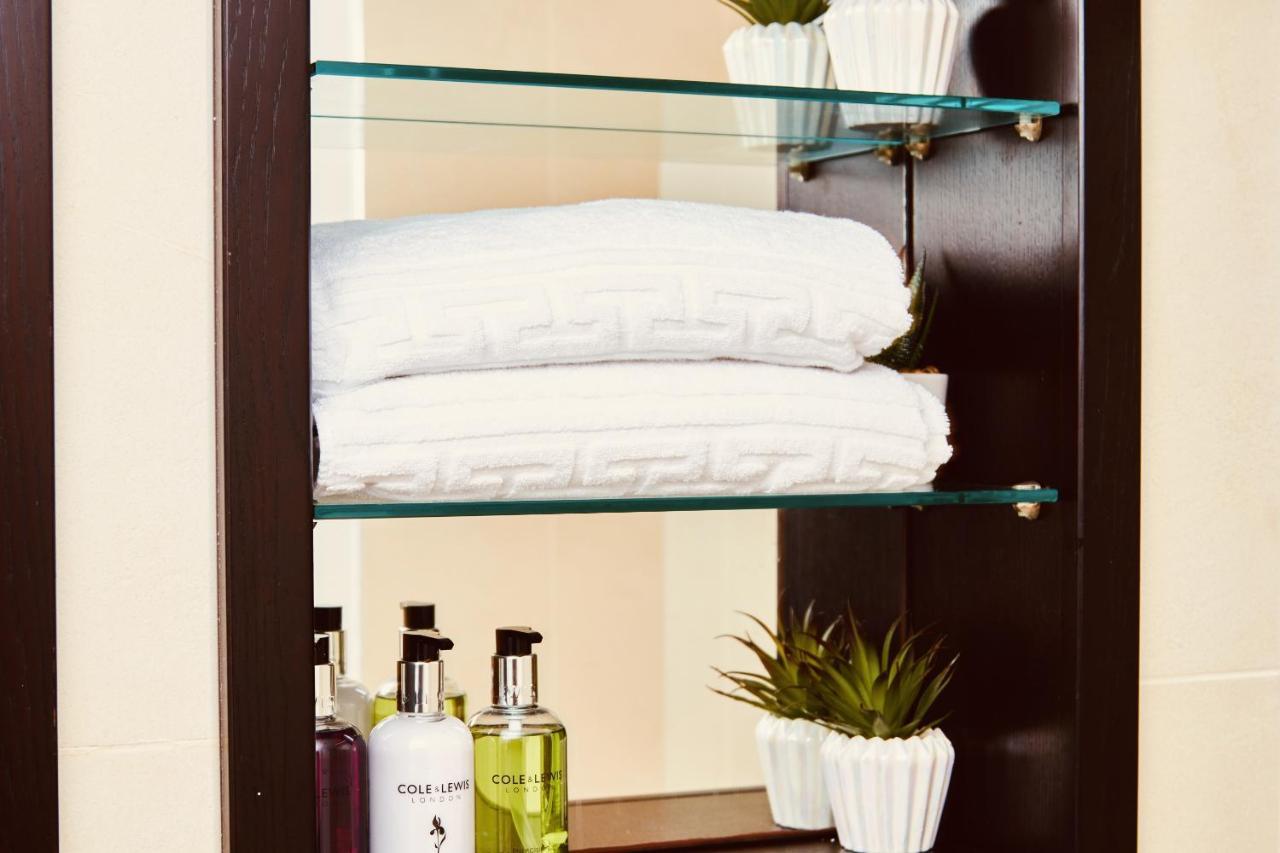 Deluxe River Canal View & Free Secure Parking! Leeds  Bagian luar foto