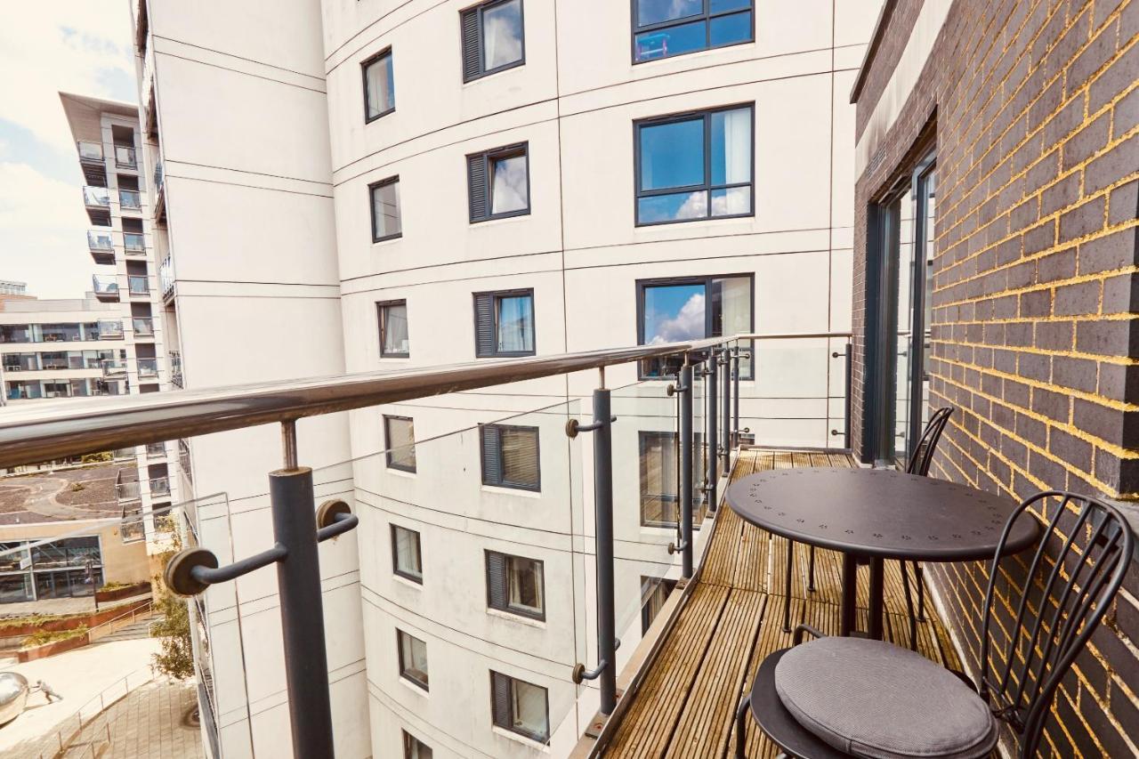 Deluxe River Canal View & Free Secure Parking! Leeds  Bagian luar foto